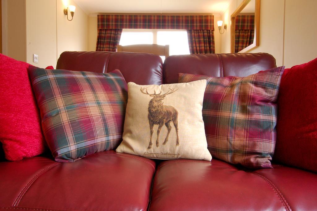 Glen Affric Holiday Park Cannich Bagian luar foto
